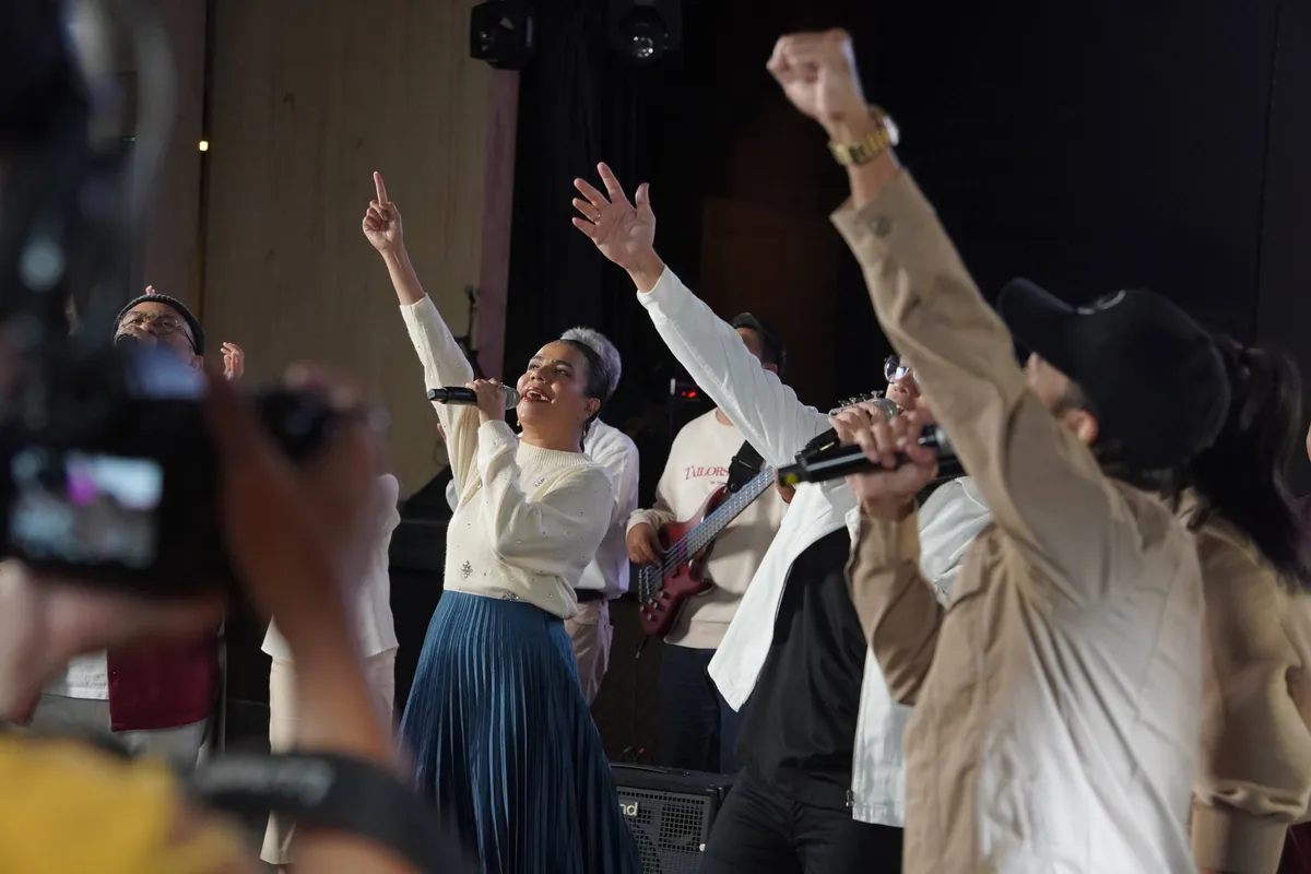 GKDI Worship di balik layar