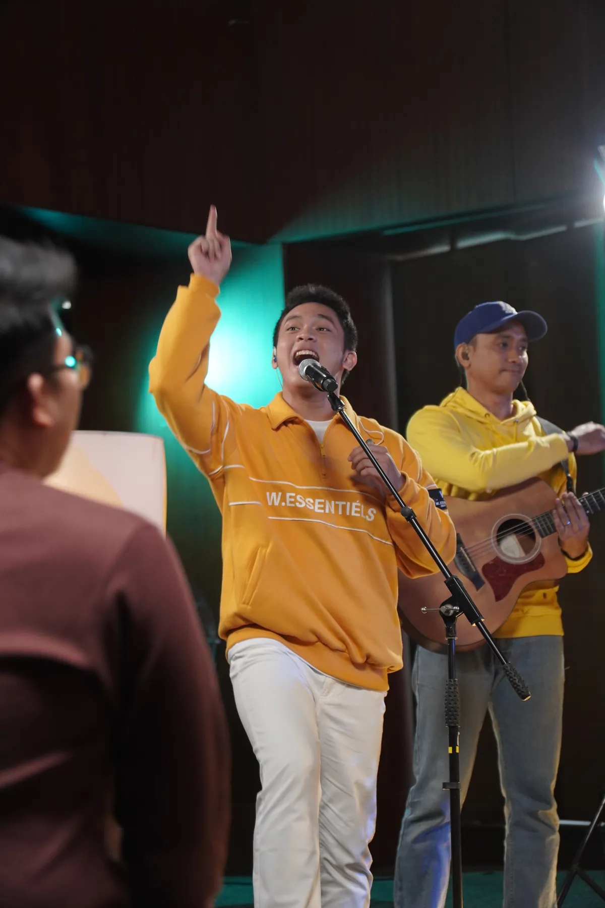 GKDI Worship di balik layar