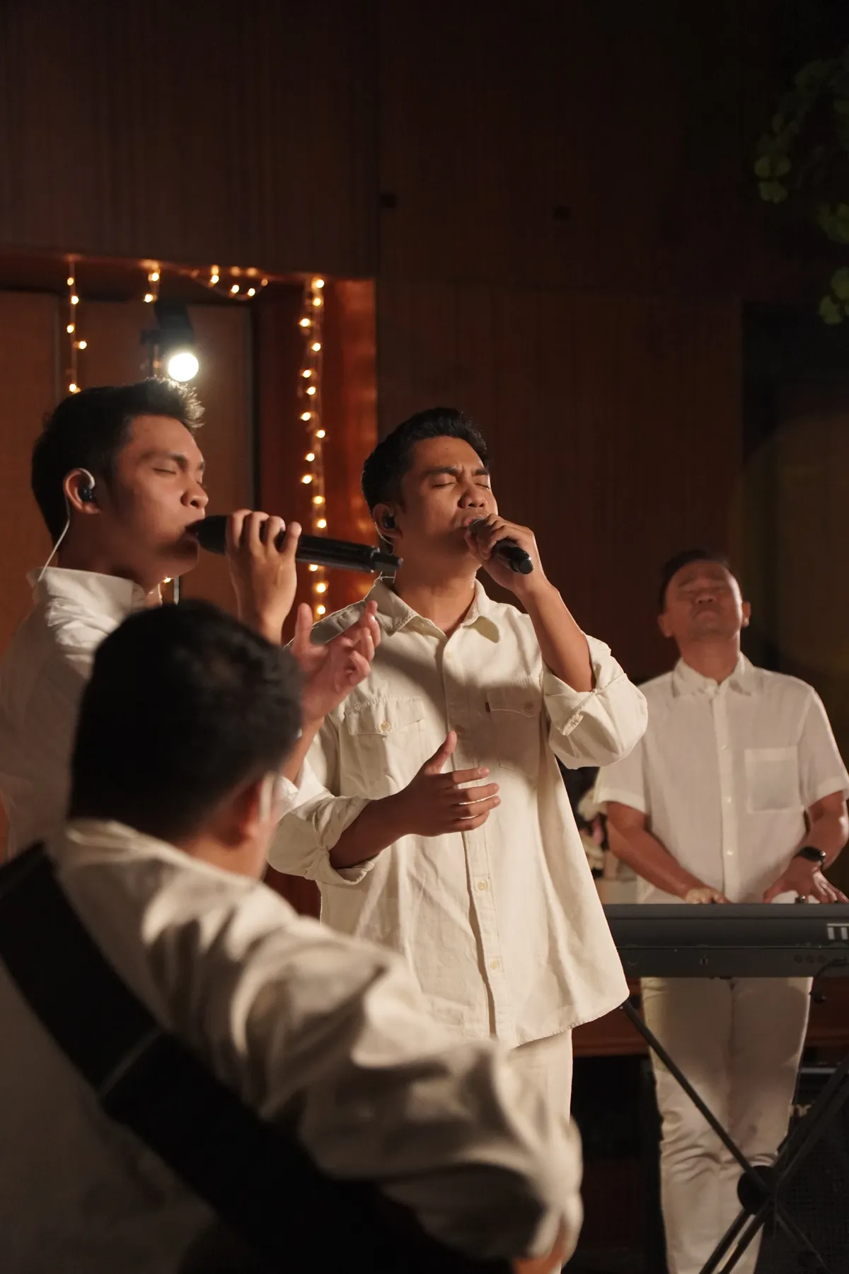 GKDI Worship di balik layar