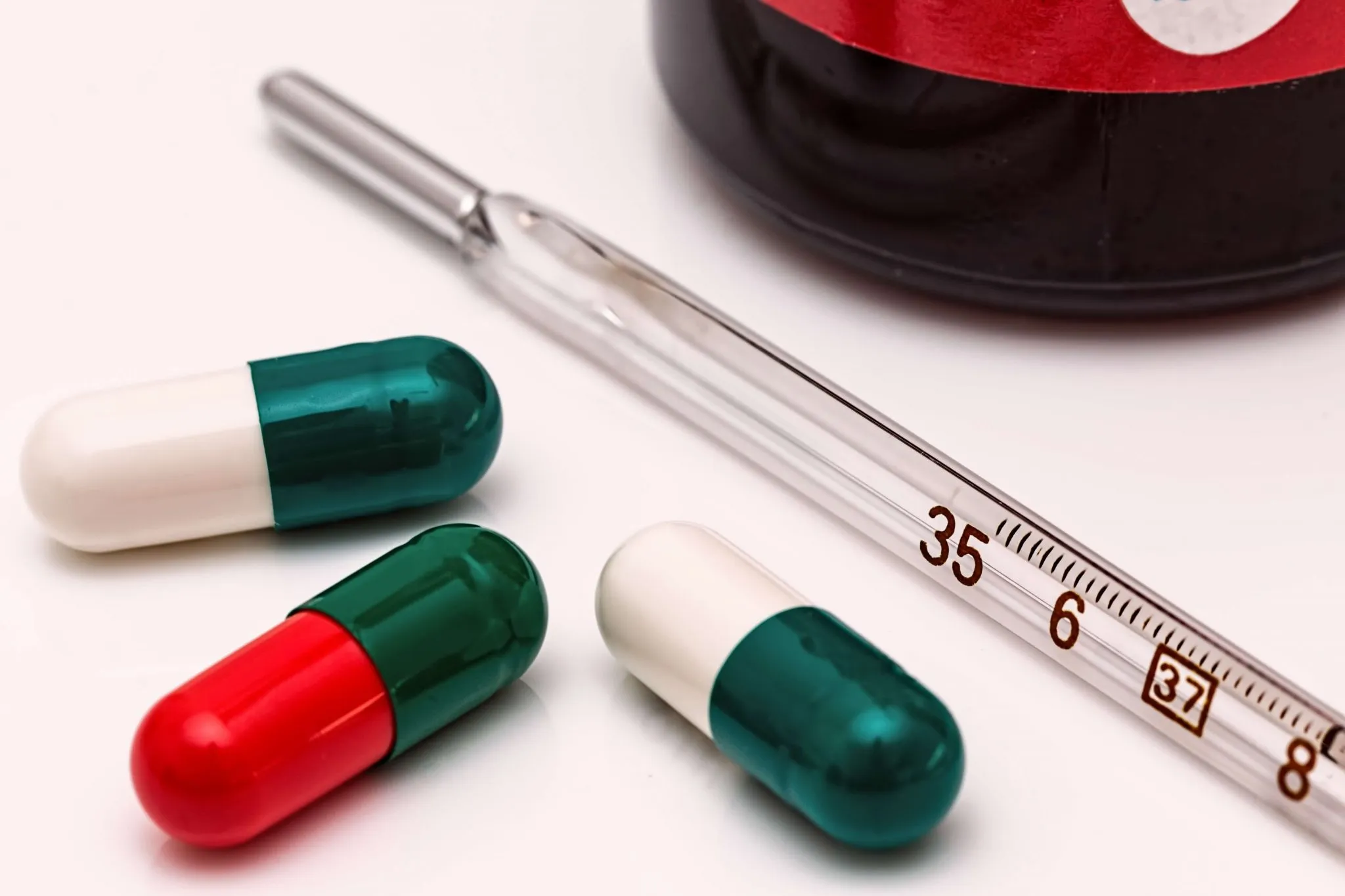 Minum Obat Vs Berdoa Untuk Kesembuhan Penyakit?